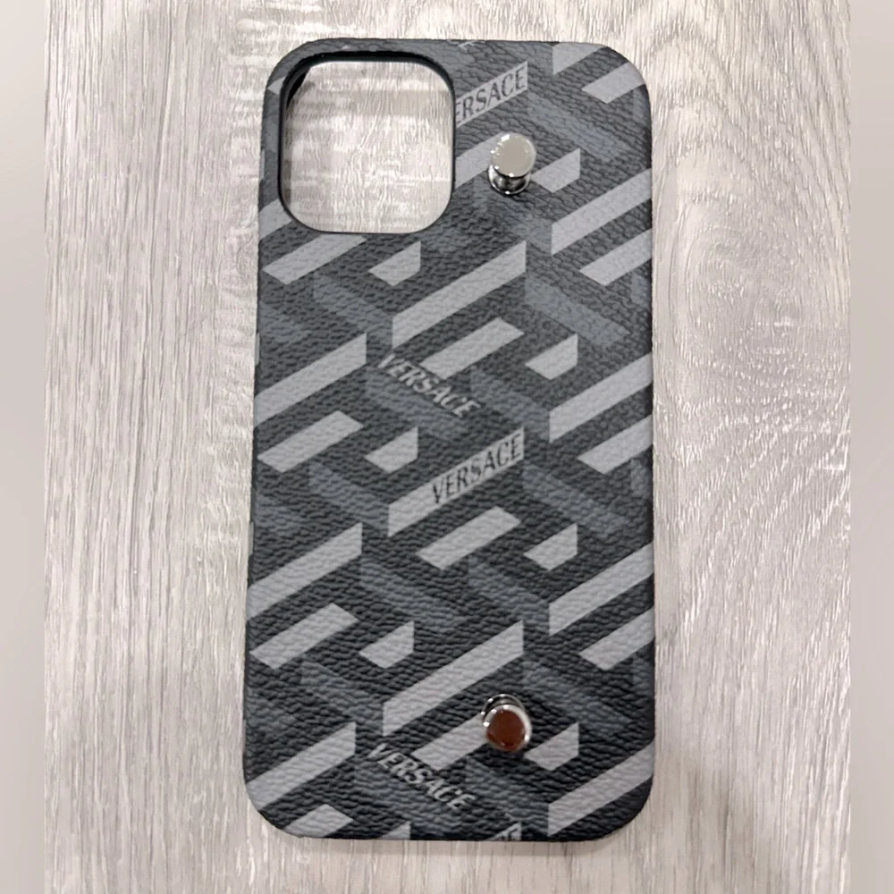VERSACE La Greca iPhone 12 case